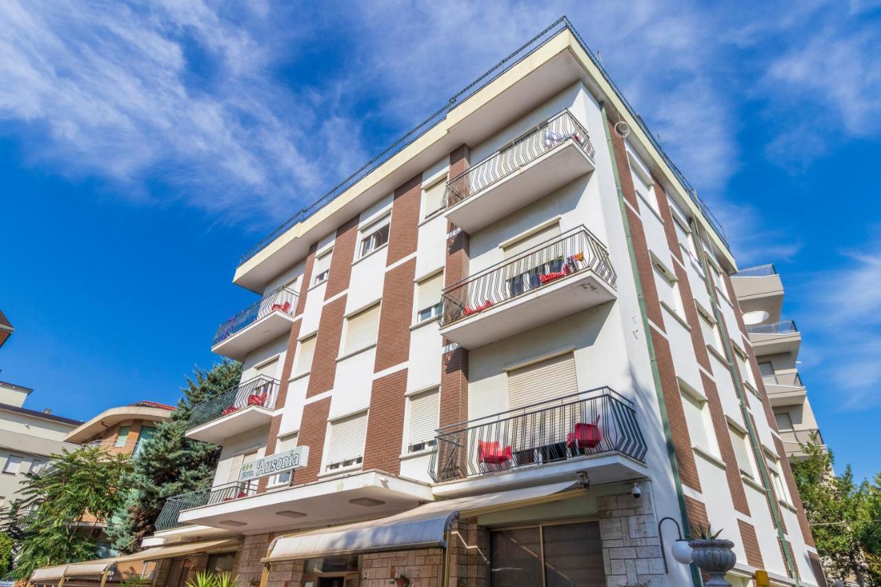 Hotel Ausonia Rimini Exterior foto