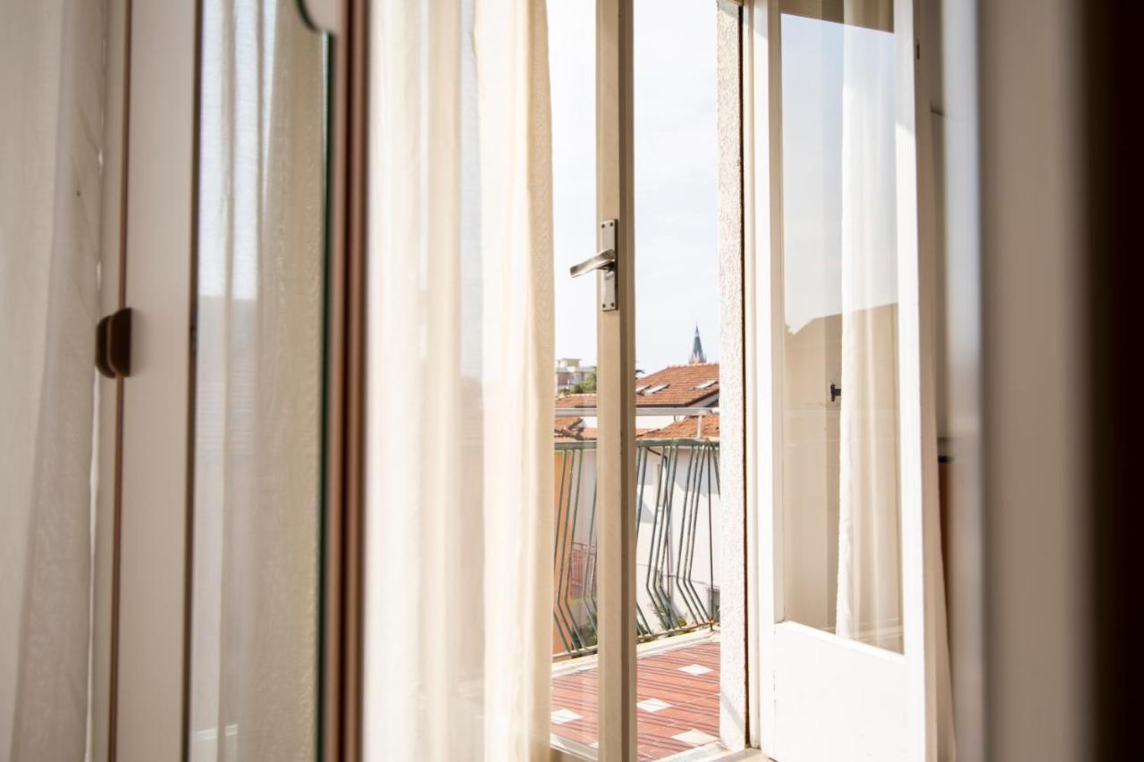 Hotel Ausonia Rimini Exterior foto